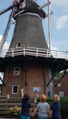 Kinderen bij de molen